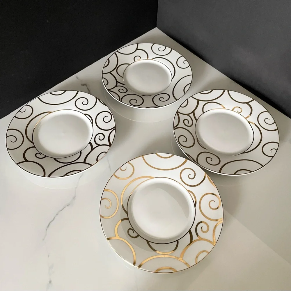 Pier 1 set gold